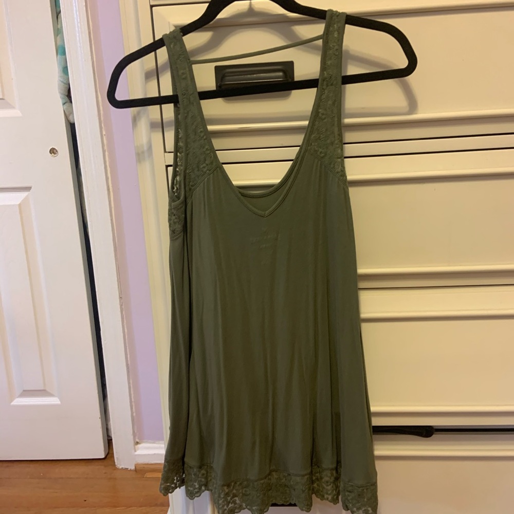 green top - Picture 2 of 3